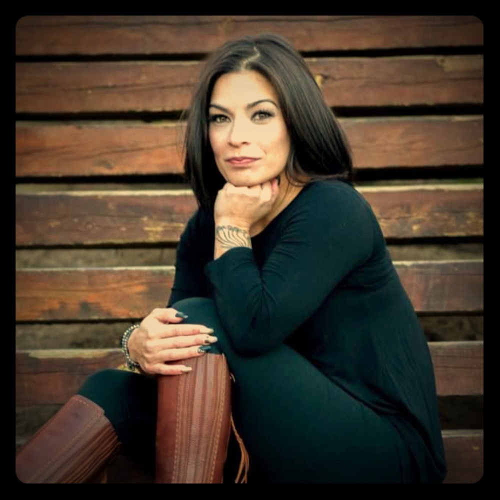 Meet your Posher, Whitney